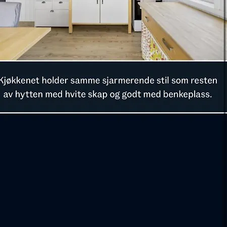 Feriehus Flott, Trivelig Fritidsbolig Med Fantastisk Utsikt - Batplass - Solrik, Romslig Terrasse - Kjekke Aktivitetsmuligheter